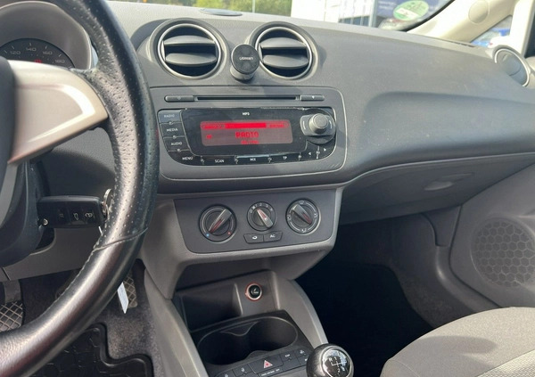 Seat Ibiza cena 19900 przebieg: 183000, rok produkcji 2010 z Mikołajki małe 379